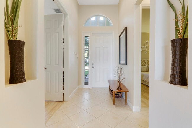 Building Photo - 7112 Maidstone Dr
