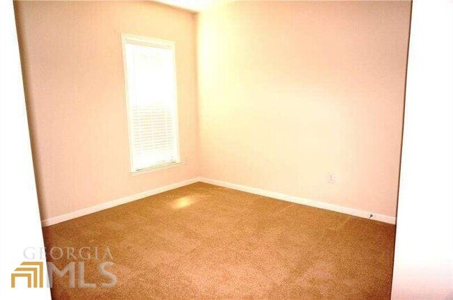 Building Photo - 6026 Creekside Ln