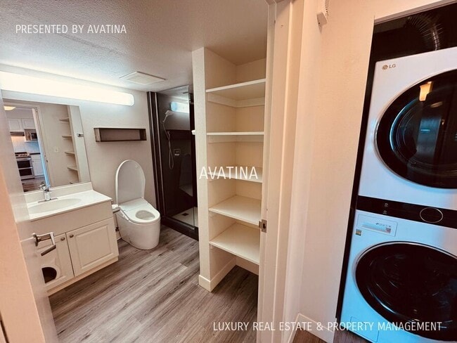 Building Photo - 801 South St