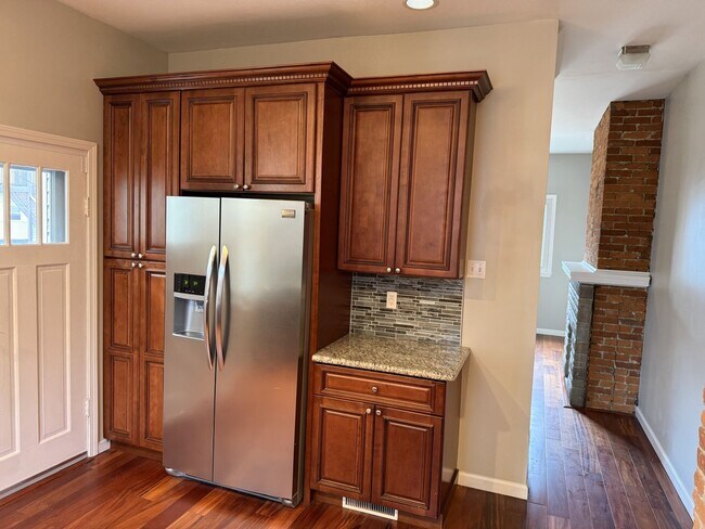 Building Photo - 3812 Cabinet Wy