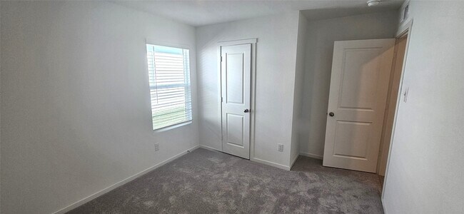 Building Photo - 1612 Cattle Dr Ln