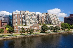 Building Photo - 75 Cambridge Pky