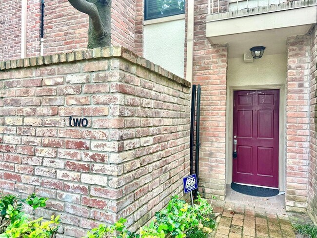 Building Photo - 2323 Bering Dr