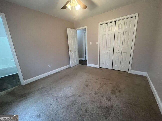 Building Photo - 545 Rustwood Dr