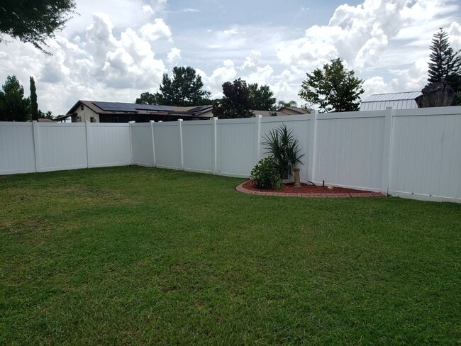 Building Photo - 3923 Santiago St