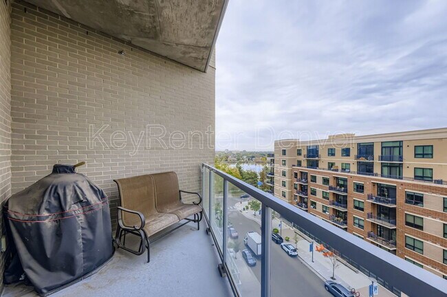 Building Photo - 4200 W 17th Ave