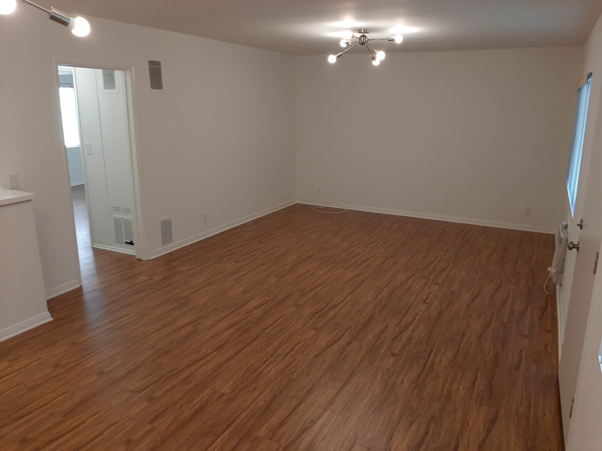 Building Photo - 14804 Dickens St