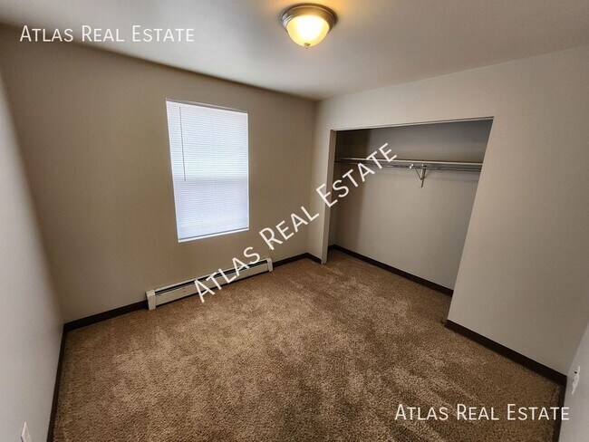 Building Photo - 1919 S 11th Avenue