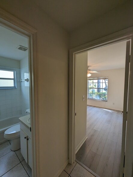 Building Photo - 2229 Heritage Greens Dr