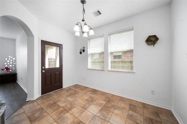 Building Photo - 804 Harvard Pointe Dr