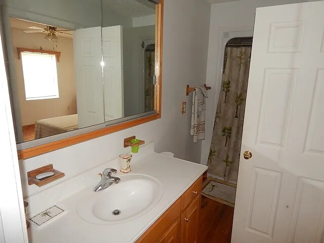 Building Photo - 2 Bedroom, 2 Bathroom Home With Beautiful Mountain Views in Salem