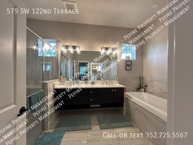 Building Photo - 579 SW 122nd Terrace