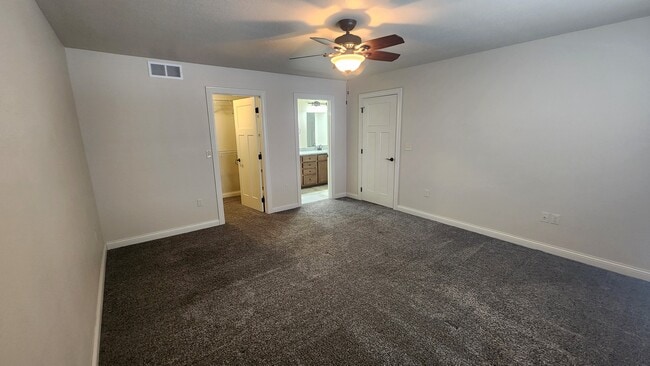 Building Photo - 1323 SE Birch Ln