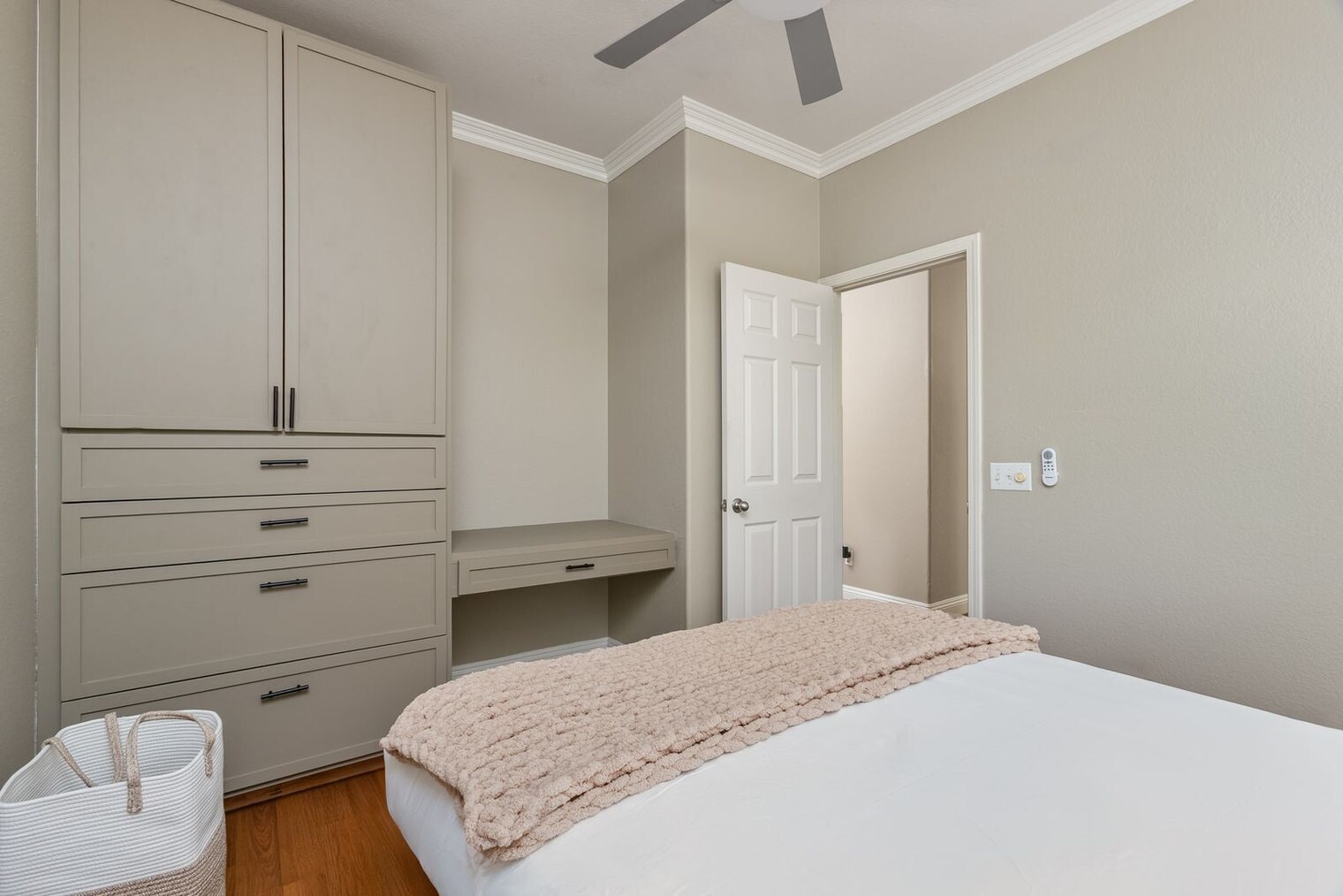 Building Photo - 5442 Toucanet Ct