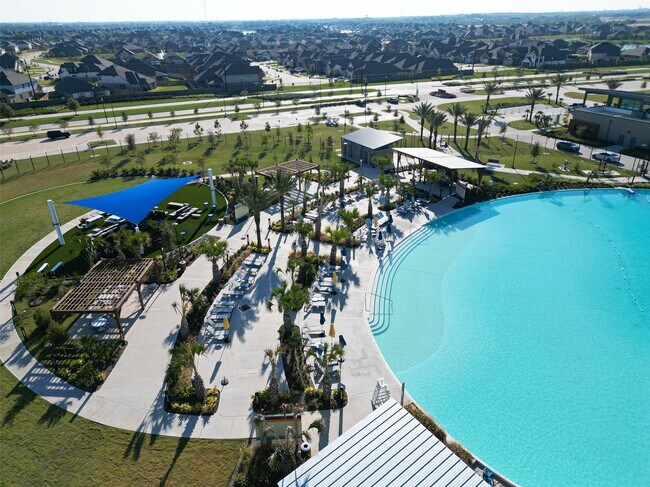 Building Photo - 6411 Laguna Terra Dr