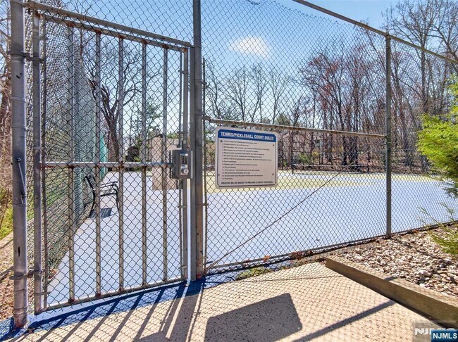 Building Photo - 403 Poets Way