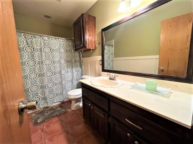 Building Photo - 8104 Eagle Cir