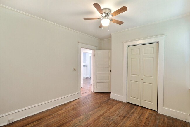 Building Photo - Single family home - 3 bedroom