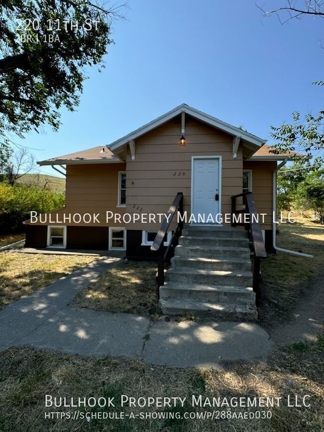 Building Photo - 220 11th St