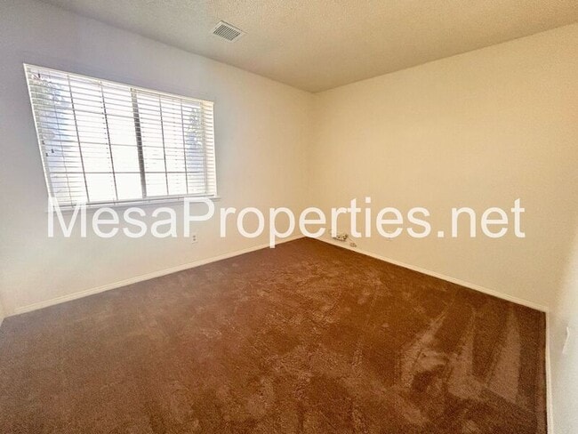 Building Photo - 16783 Hidden Creek Dr