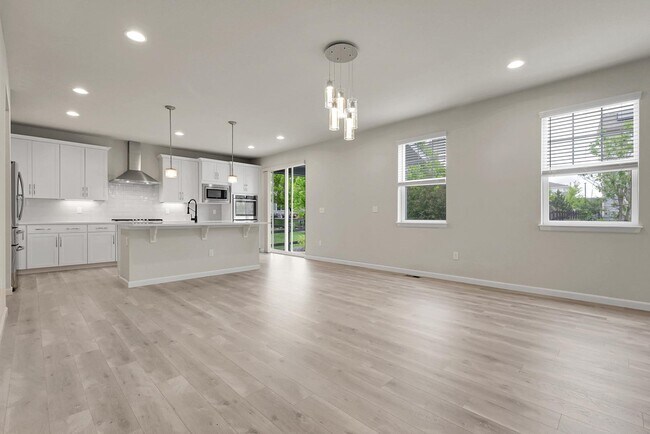 Building Photo - 23895 E Rocky Top Pl