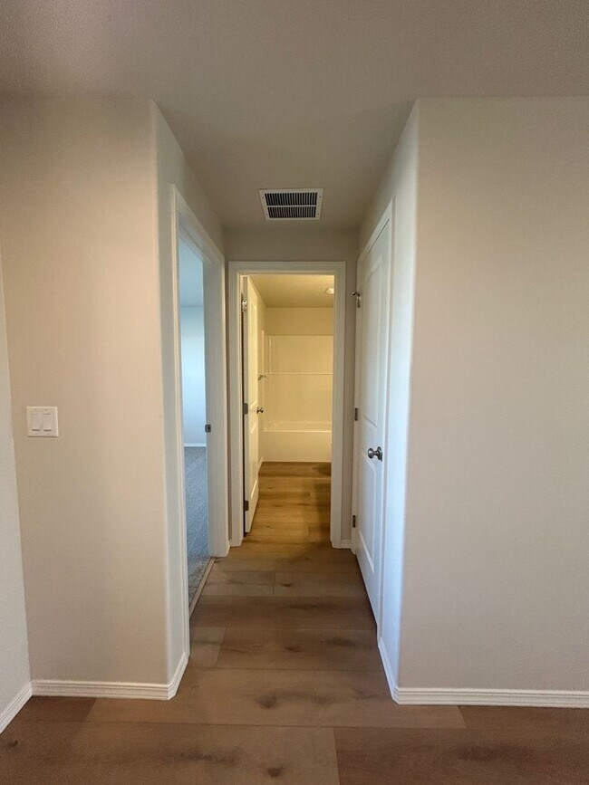 Building Photo - New Construction 3 bedroom 2 bath home for rent in The Hollice Woods!