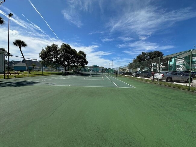 Building Photo - 455 Alt 19