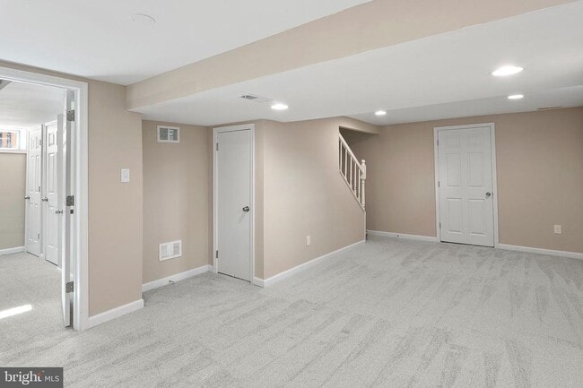 Building Photo - 4621 Greenhill Ave