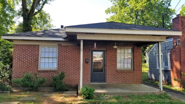 Primary Photo - Duplex