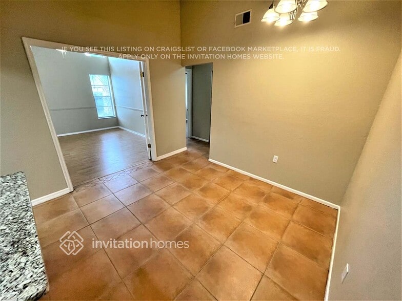 Building Photo - 7328 Bent Oak Dr