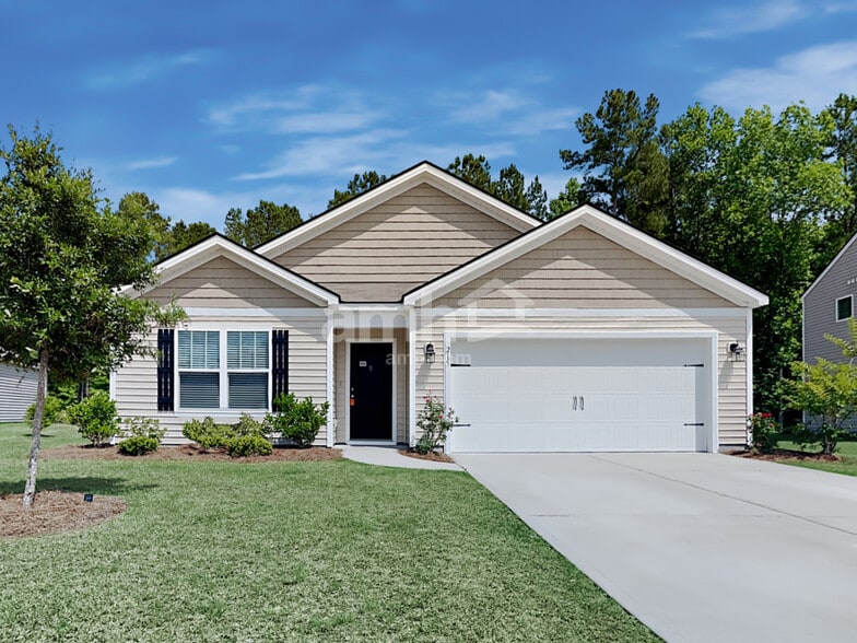 Primary Photo - 215 Bellflower Cir