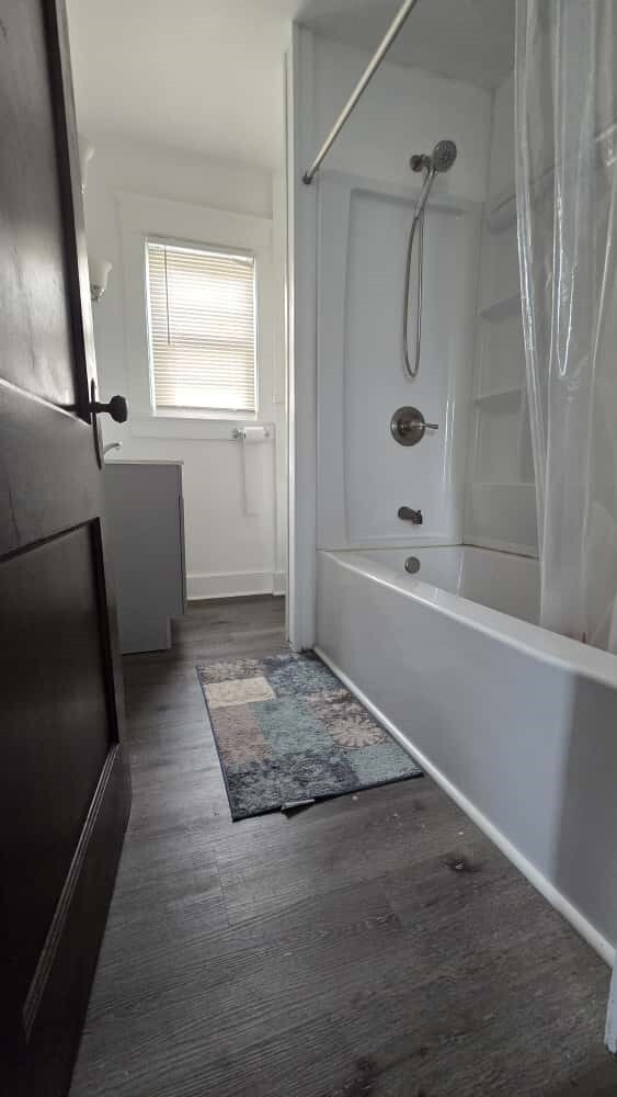 Building Photo - 904 Broad St