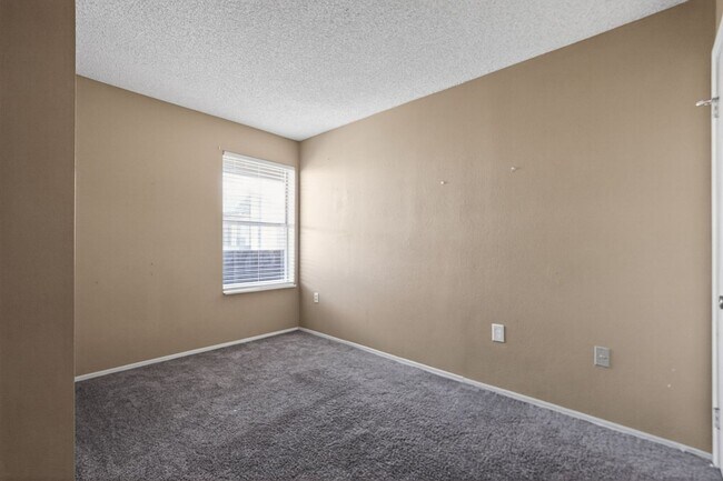 Building Photo - Charming 2BR Condo in Mesa