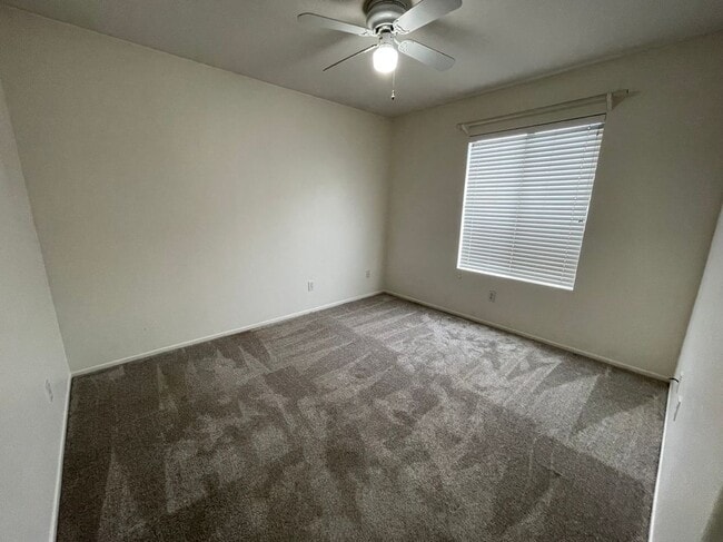 Building Photo - 2300 Jeans Ct