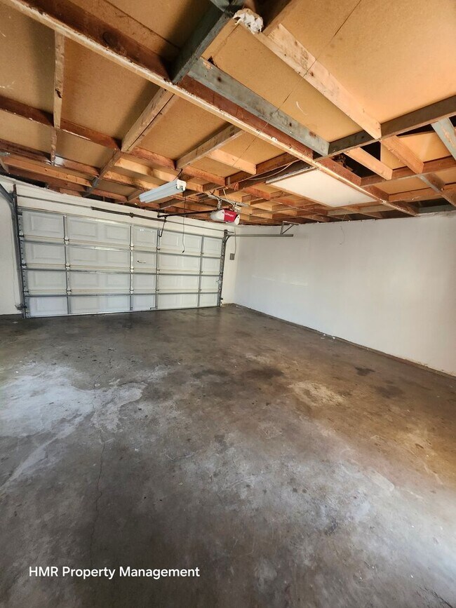 Building Photo - Beautiful House Norco