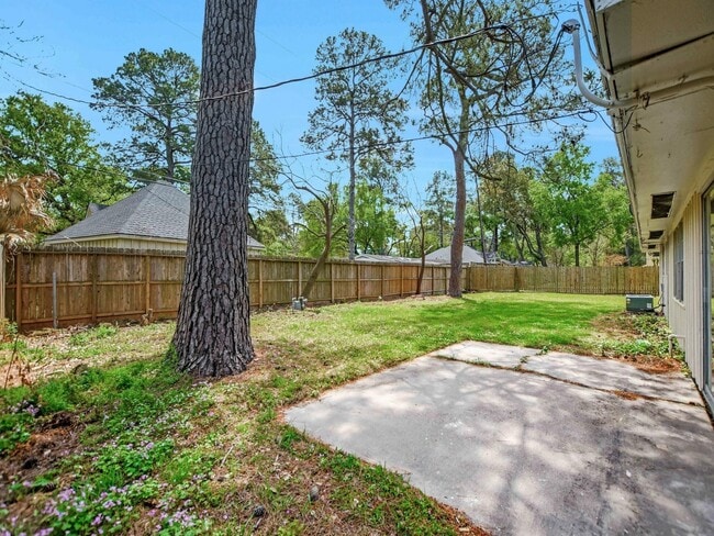 Building Photo - 1738 Conrad Sauer Dr