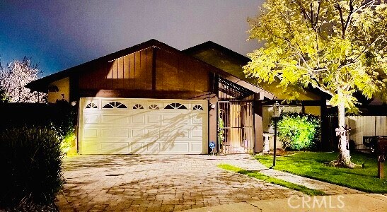 Building Photo - 27932 Paseo Tortuga