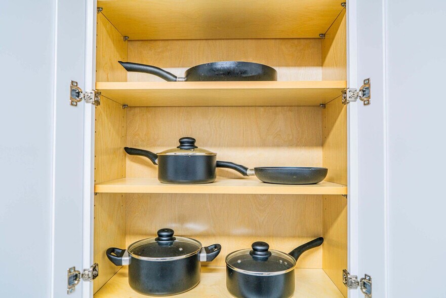 Building Photo - 6610 N 93rd Ave