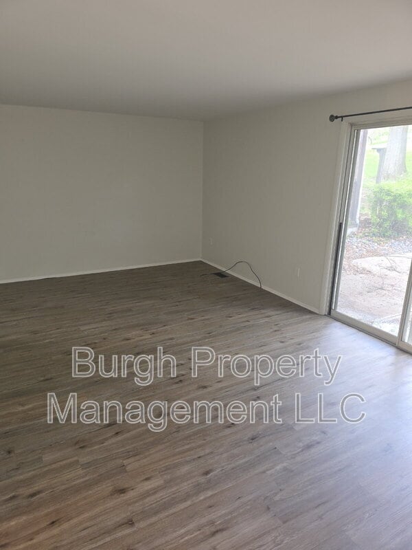 Building Photo - 149 Hunting Creek Rd