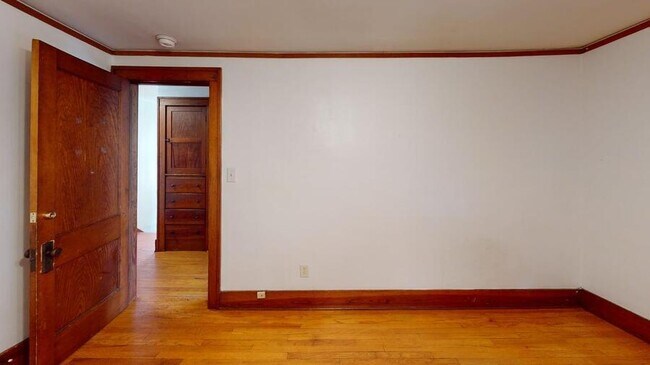 Building Photo - 815 Dewey-815DEW