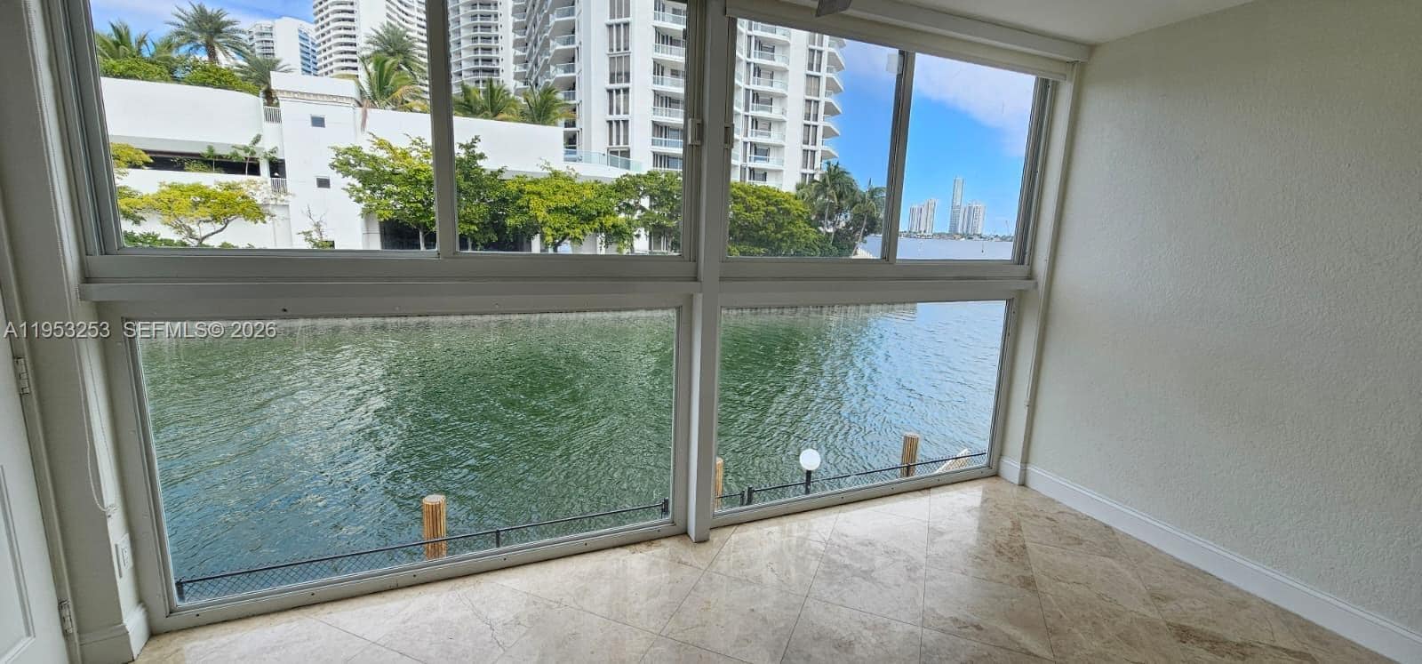 Building Photo - 3745 NE 171st St