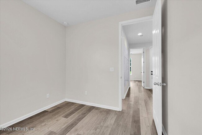 Building Photo - 1420 Tropical Pine Cove