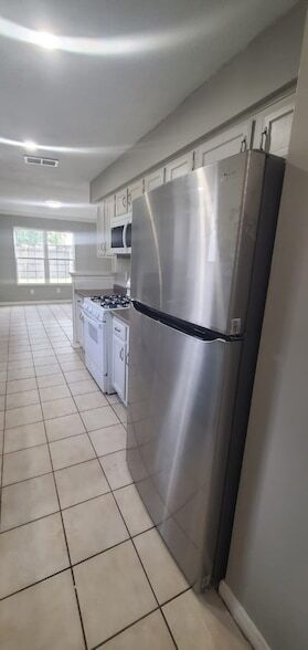 Building Photo - 11315 Lands End Cir