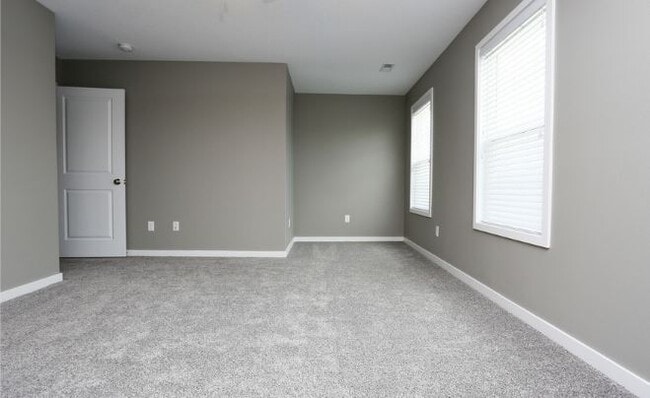 Building Photo - 9146 Burkwood Dr