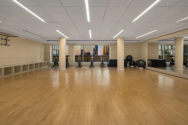 Building Photo - 322 W 57th St