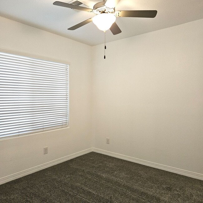 Building Photo - Custom Pool Home for Rent