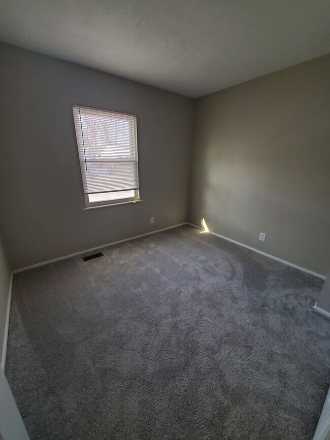 Building Photo - 3 Bedroom 2 Bath Home in Tamarack Hills of Springboro