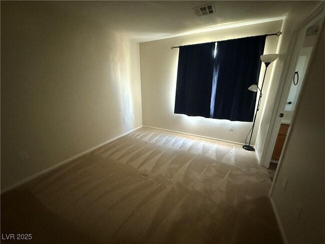 Building Photo - 8126 W Dracopus Ave