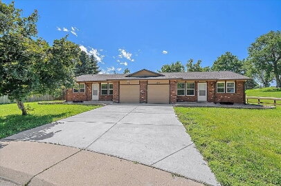 Building Photo - **FIRST MONTH FREE**!!  Immacutate, FULLY FURNISHED 2-Bed - 1 Bath Duplex with Garage & Fenced Ya...