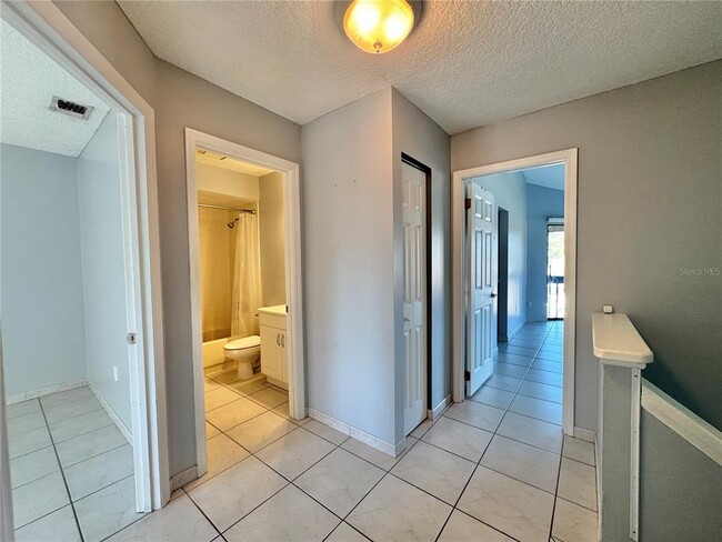 Building Photo - 120 Olive Tree Cir